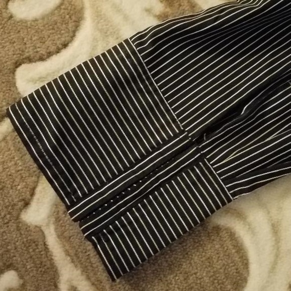 The Limited - Picture 5 of 8